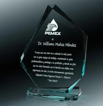 Reconocimiento de Cristal Grabado